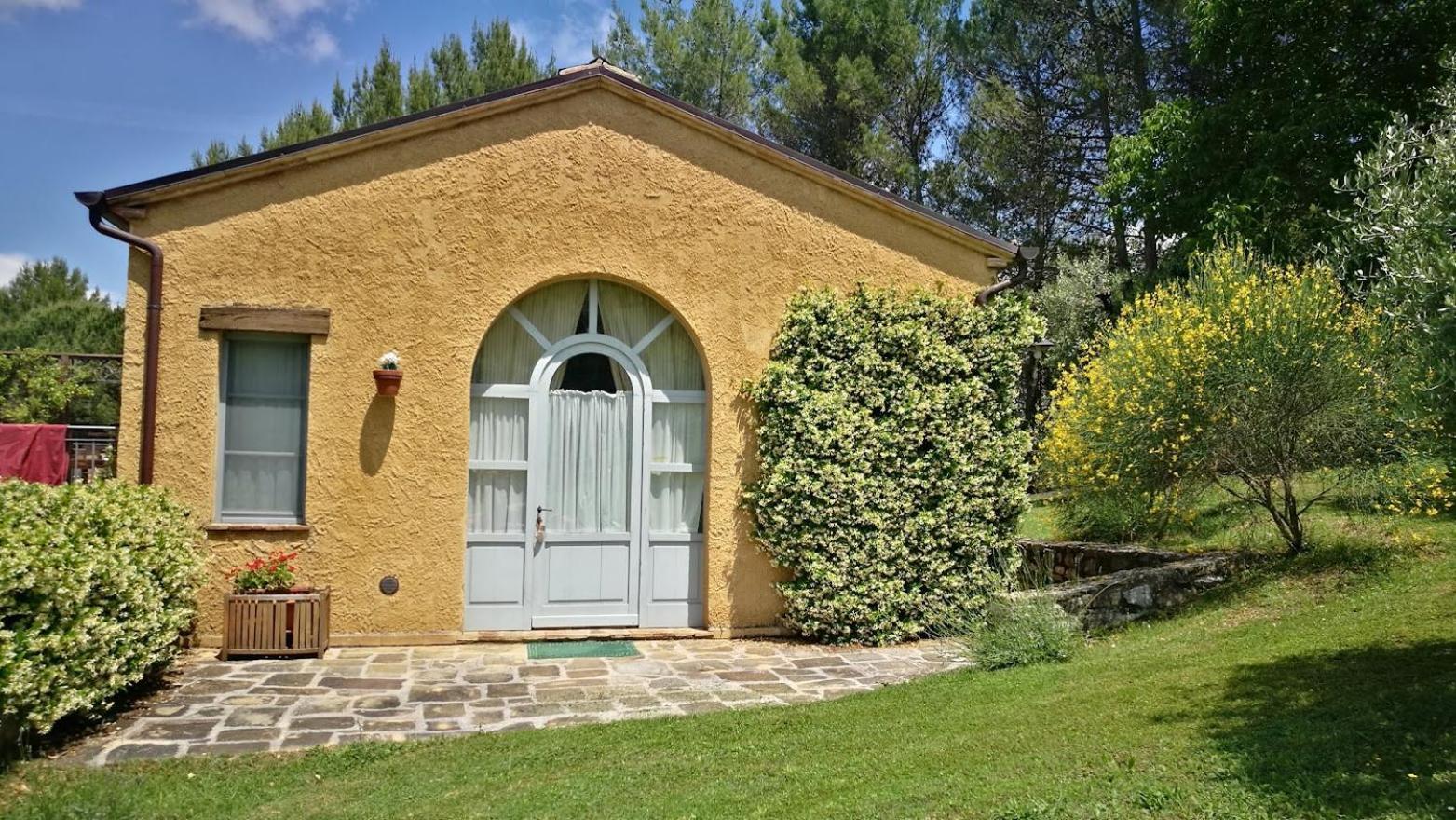 Agriturismo La Fonte Перуджа Экстерьер фото